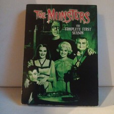 The Munsters - The Complete First Season (DVD, 2004, 3-Disc Set) PRE-OWNED