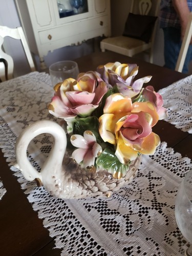 Cigno di Capodimonte vintage con fiori - - Foto 12 di 12
