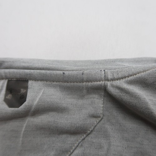 Under Armour Womens Athletic Tank Top Size Large Grey Cutout Back Gym Top - Picture 10 of 11
