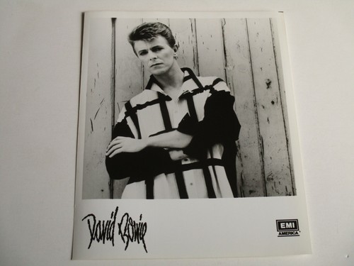DAVID BOWIE 8 X 10 Glossy Black & White 1980's Vintage Picture Promotional EMI - Picture 2 of 3
