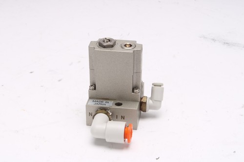 SMC ARM1000 Miniature Pneumatic Regulators - Picture 1 of 3