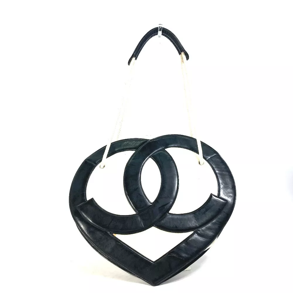 CHANEL heart Logo/CC Mark Chanel Bag Shoulder Bag enamel / pile