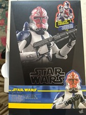 Hot Toys Star Wars  The Clone Wars - 501st Battalion Clone Trooper  Deluxe...