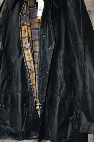 Manteau veste offres Barbour Beaufort wax bleu marine MWX0017NY91 450€ neuf taille 52