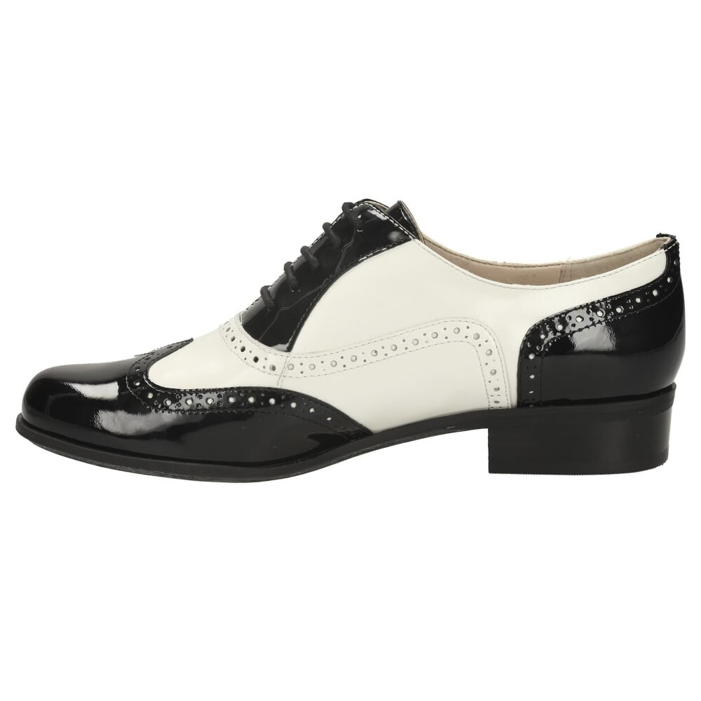 Clarks nuevo nuevo nuevo y en caja Damas Zapatos con cordones Hamble Roble Negro blancoo UK 9 43 a9805c Clarks nuevo nuevo nuevo y en caja Damas Zapatos con cordones Hamble Roble Negro blancoo UK 9 43 a9805c