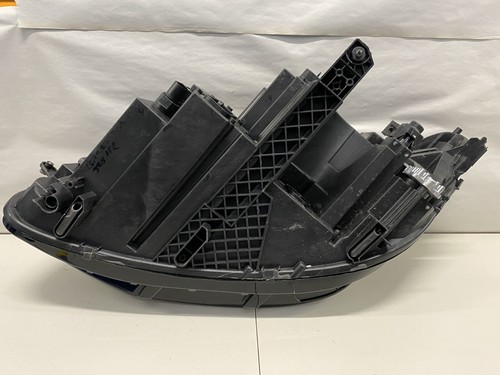 2022 - 2023 VOLKSWAGEN VW TIGUAN OEM RIGHT HEADLIGHT - 5NL941036A - Picture 11 of 13