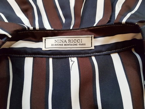 1K Nina Ricci gestreifte Seidenbluse mit übertriebenem Kragen, FR 38, neu mit Etikett  - Bild 6 von 11