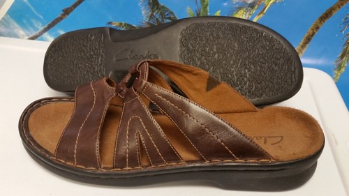 Clarks Women's Brown Leather Comfort Wedge Heel Sandals 11 M Women EUC - Picture 4 of 7