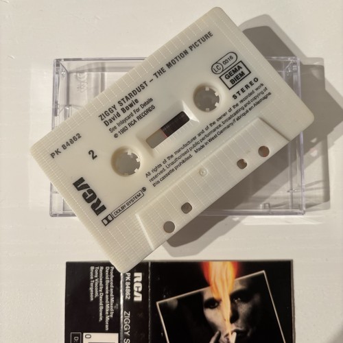 DAVID BOWIE - ZIGGY STARDUST: THE MOTION PICTURE (UK CASSETTE TAPE) - Picture 3 of 5