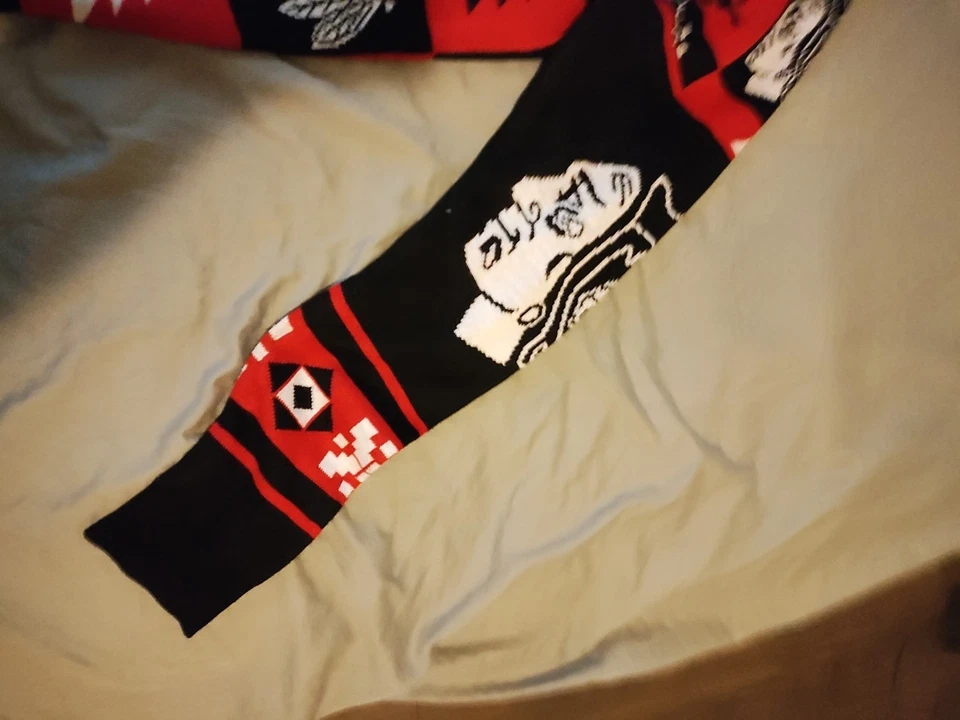 Suéter feo cuello redondo parches Chicago Blackhawks NHL adulto talla mediana Foto 4 de 4