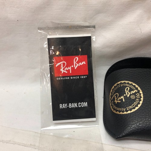 Ray-Ban Ledertasche mit Booklet und Putztuch - Bild 3 von 9