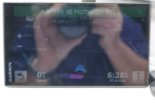 Garmin DriveSmart 71 EX with Traffic - GPS Navigation System - UPDATED - Tested - Picture 2 of 14