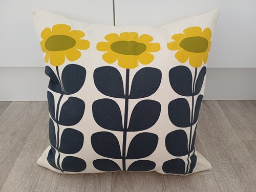 Orla Kiely Kissen oliv und orange 100% Baumwolle mit Feder Innenpolster 45x45cm