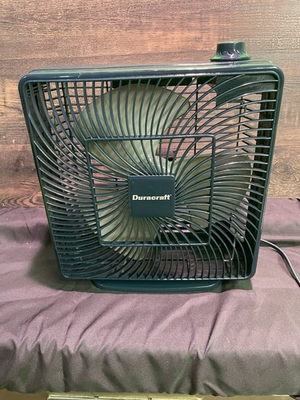 #ad Duracraft DB 100 series 9 inch window table box fan $17.10