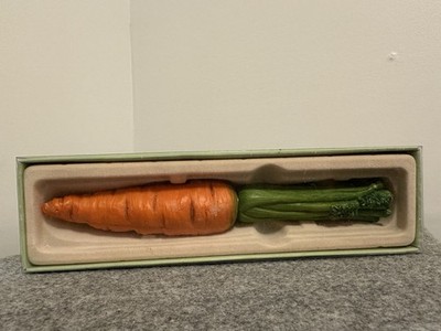 Vintage Supreme Hidden Peeler Realistic, Carrot Design Kitchen Gadget NIB