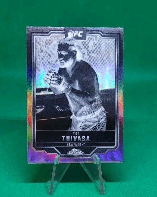 2025 Topps Chrome UFC Negative Refractor Tai Tuivasa