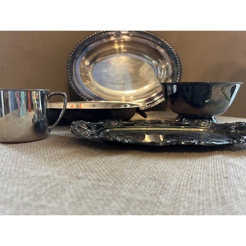 VINTAGE Silver Plate Serving Bowls x 3, Tray x 1, Cup x 1 -LOT of 5 pieces - Picture 2 of 13