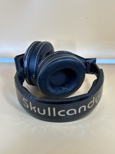 Auriculares DJ Skullcandy Mix Master negros sobre la oreja. Música. Auriculares de fiesta.  - Imagen 2 de 7