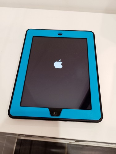 Apple iPad 4 MD510LL/A 9.7" Internet Tablet WiFi 32GB iOS