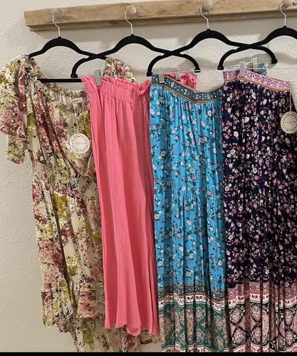 NWT Women’s XLARGE UMGEE LoT Of 4 Pants & Dress