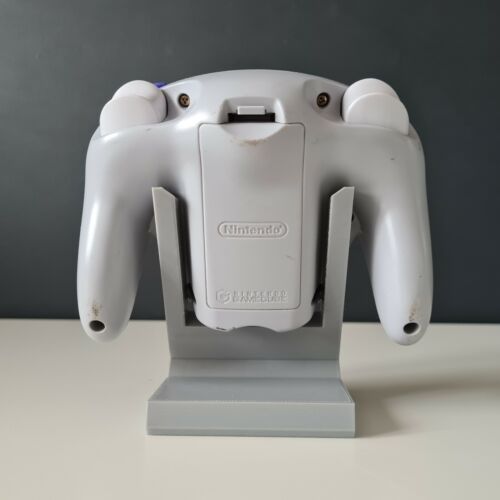 Nintendo Gamecube Wavebird Controller Display Stand in Grey - 3D Printed - Picture 6 of 7