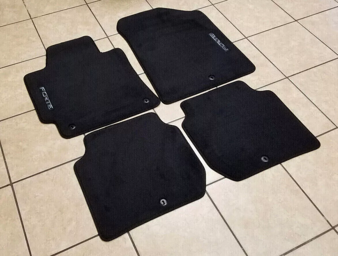 2014 2018 Kia Forte 4DR and 5DR Carpeted Floor Mat 4PC Set B0F14