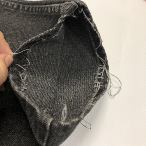 Pantalones de mezclilla negros para hombre 560 Levis 38 calce relajado lengüeta naranja hechos en EE. UU. - Imagen 8 de 12