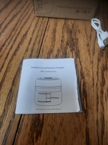 Srinea Electric Mini Garlic Chopper & Presses, Food Processor (250ml) - Picture 4 of 6