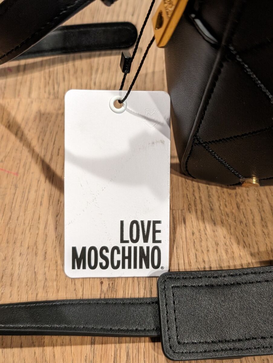 Love Moschino Black Diamond Quilted Crossbody Bag Shoulder Love Moschino Black Diamond Quilted Crossbody Bag Shoulder