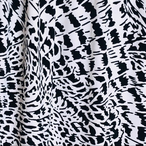 Tahari Black and White Blouse - Size XS - Picture 8 of 9