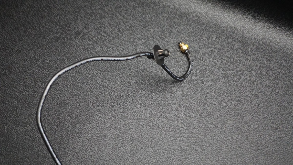 GENUINE OEM 2019 VOLVO XC60 AIR SUSPENSION COMPRESSOR LINES