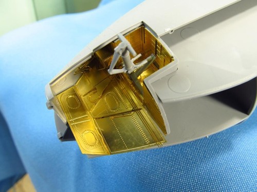 C-130 Wheel bays (Zvezda) Metallic Details MD7219 Photoetch Scale model kit 1:72 - Picture 2 of 24