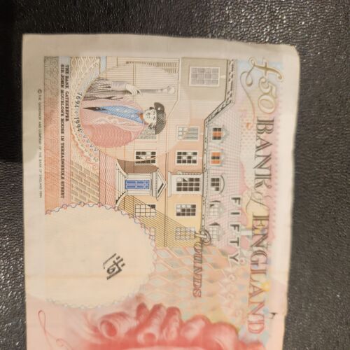 Old Fifty £50 Pound Notes circulated. E02180471 - Picture 4 of 9
