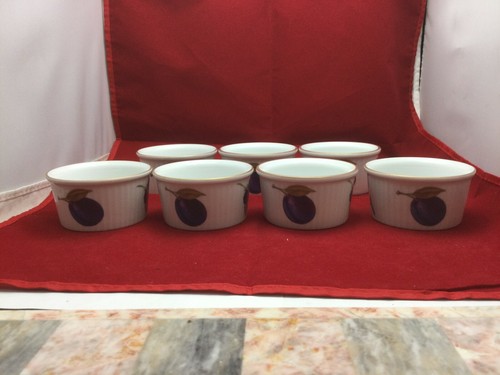 Royal Worcester Evesham Gold Small Baking Bowls Set of 7 - Picture 4 of 7