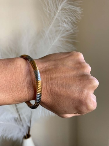 Copper Magnetic Therapy Bangle Balance Energy Stress Arthritis Pain Relief Golf - Picture 3 of 12