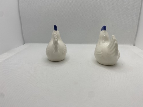 Farmhouse Decor 2 Blue Rooster Hens Chickens Pitcher Creamer Salt & Pepper - Picture 13 of 14