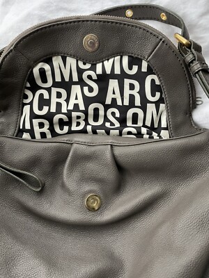 Marc Jacobs Crossbody Bag 4P5SMN089S02 iphone収納 REVIEW* Marc Jacobs Phone Crossbody! Features, Mod Shots