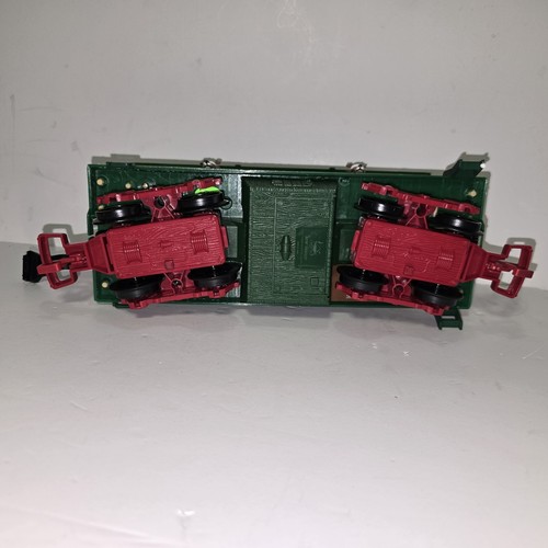 New Bright Holiday Express 380-15 Yellow Reindeer Stable Car Tested - Picture 14 of 20