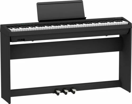Roland Digital Pianos with 88 Keys and 3 Pedals