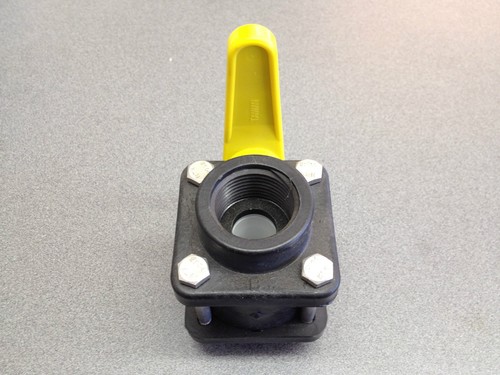VÁLVULA DE BOLA DE POLIETILENO DE PUERTO ESTÁNDAR DE 1" CON PERNOS DE ACERO INOXIDABLE NORWESCO P#61117 - Imagen 3 de 3