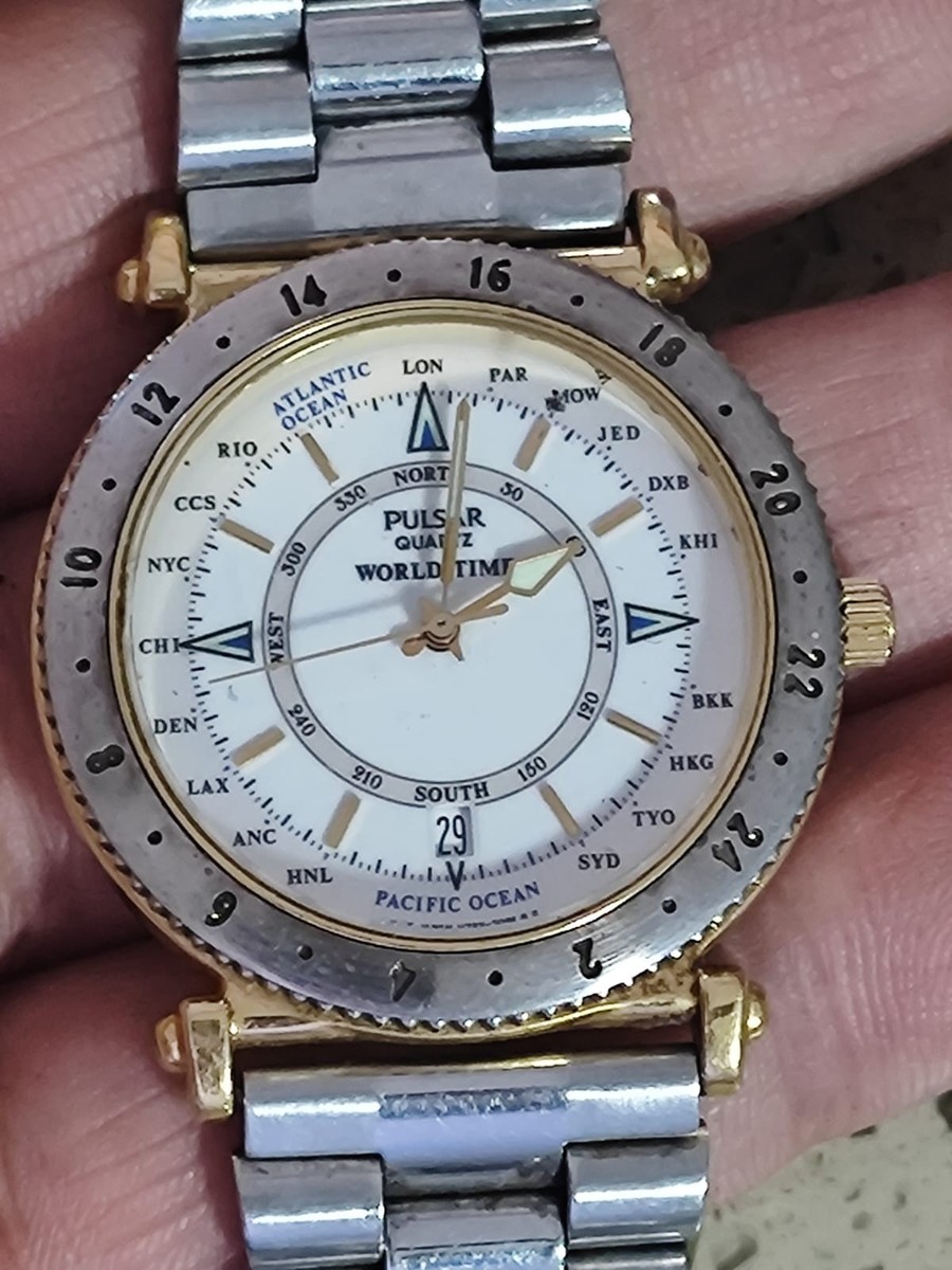 Vintage Pulsar Men's Watch Gold Tone Black Leather V722-7000 Water