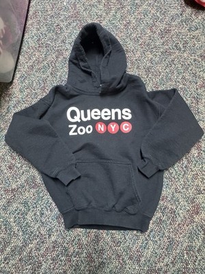 Queens Zoo NYC Sweatshirt Youth Small A Kids Pullover Hoodie New York City