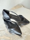 calvin klein women shoes flat size 7.5 black pre owned — photo 2