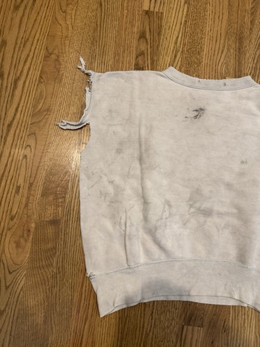 Vintage Wilson Single V Crewneck Sweatshirt 23x21.5 Distressed Thrashed Scrap - Picture 8 of 9