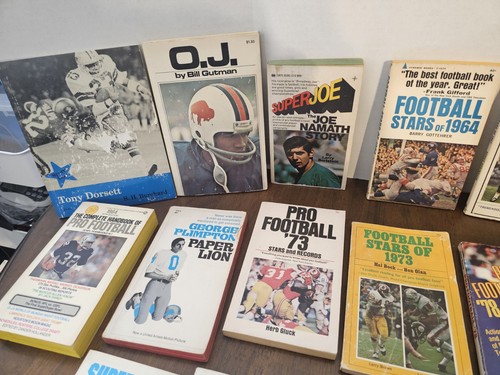 25 Vintage Pro Football books, SPORTS, various titles, 1960s-1980s Some Unique!  - Picture 2 of 21