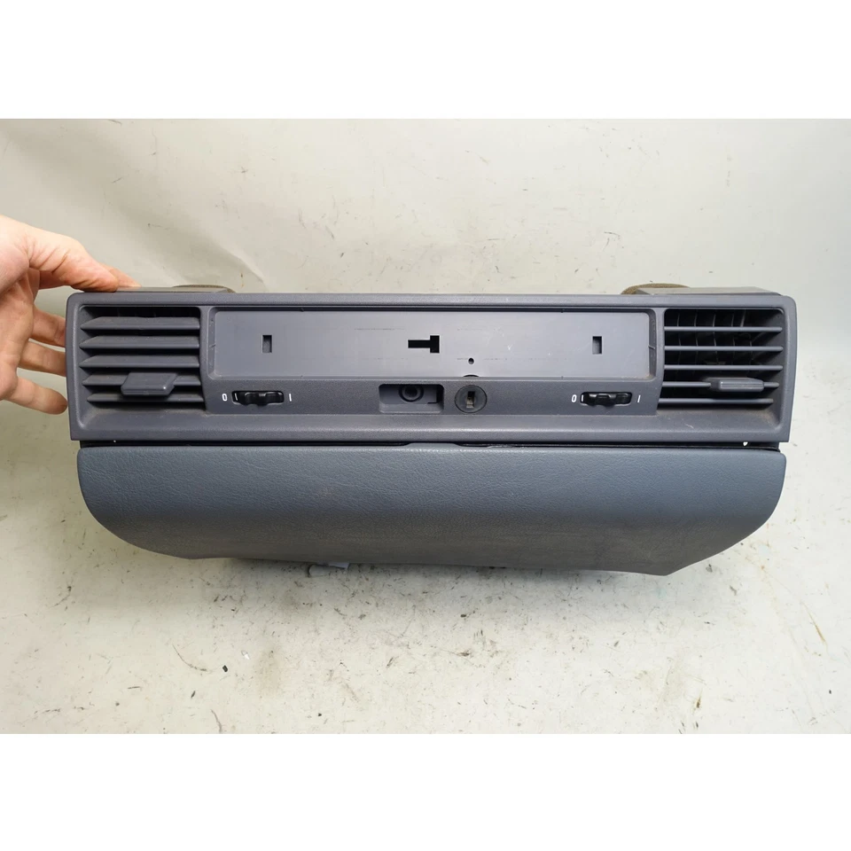 Damaged 1994-1999 BMW E36 3-Series Glove Box Assembly with Vents Grey OEM - Image 4 of 4