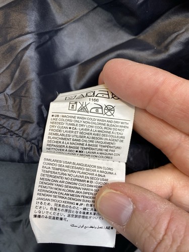 Old Navy Active Vest Womens M Black Hooded Full Zip Pockets Quilted Lightweight - Picture 11 of 11