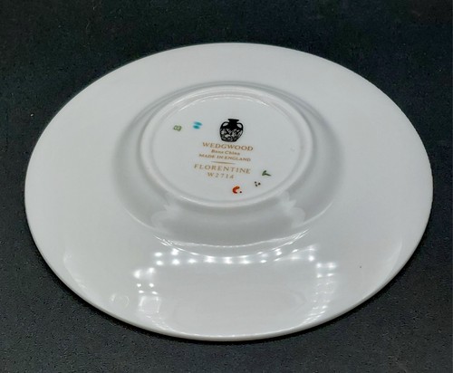 Vtg. Wedgwood Bone China Turquoise Florentine Demi Cup & Saucer Griffin Design - Picture 6 of 13