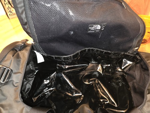 The North Face TNF Base Camp Duffel Bag Large 95L Black with straps and bag - Picture 5 of 5