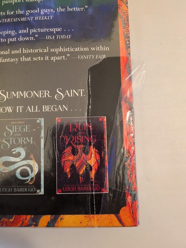 The Shadow and Bone Trilogy Boxed Set Hardcover Leigh Bardugo NEW Fast Shipping  - Imagen 6 de 9